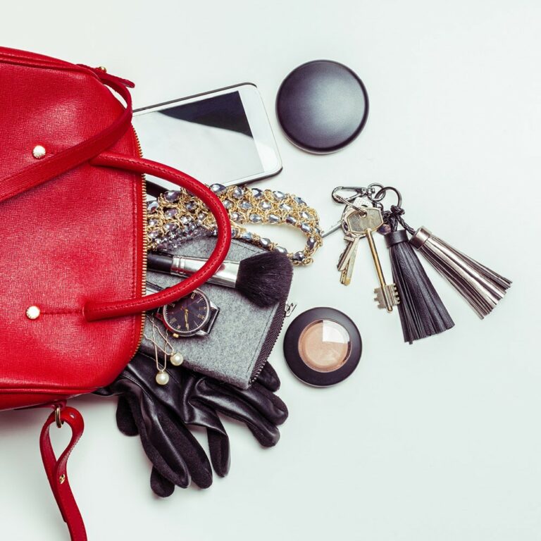 Purse Problems? How to Conquer Your Handbag Chaos Once and For All